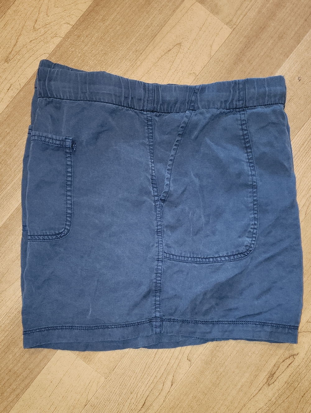 GAP Women's Navy Blue Linen-like Casual Pocket Short